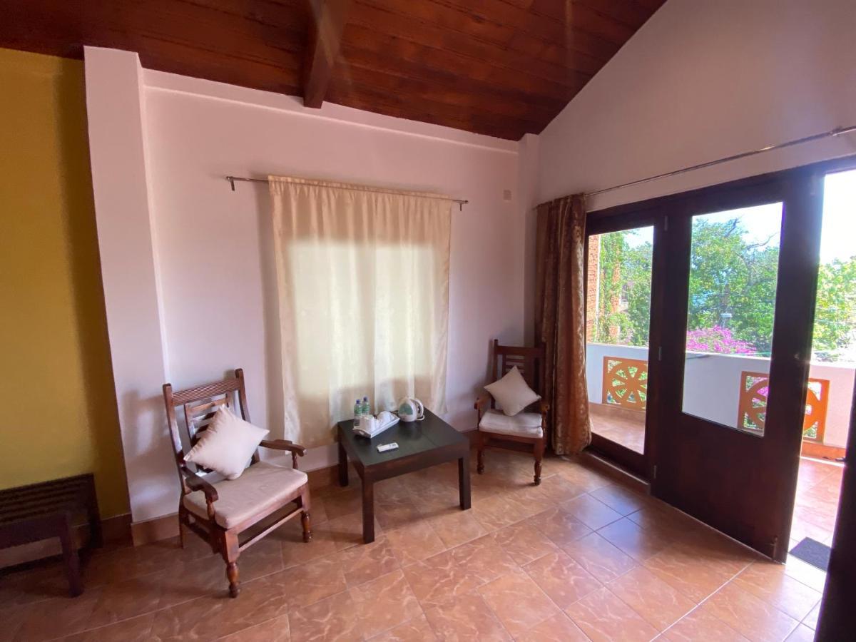 & Olu Cafe Hotel Unawatuna
