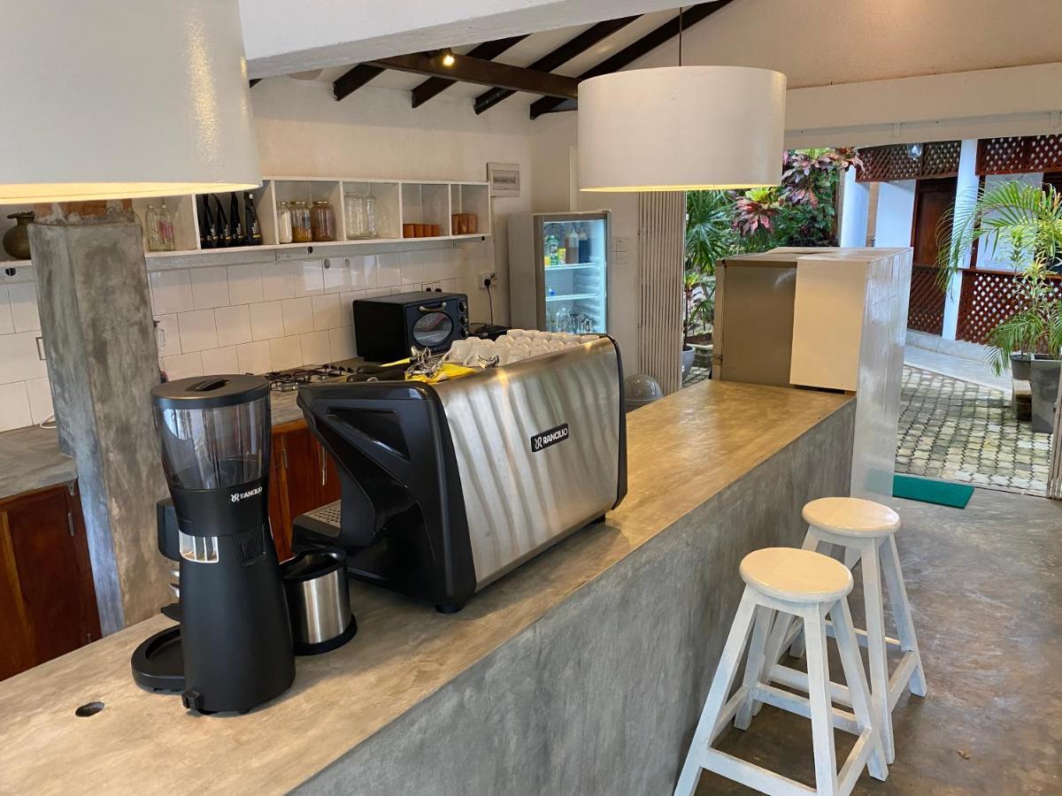 & Olu Cafe 2* Unawatuna