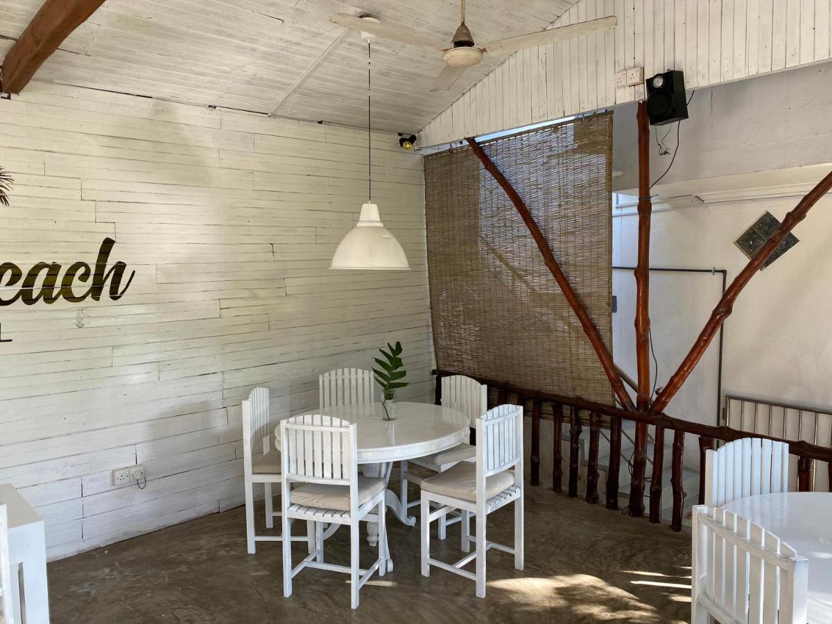 & Olu Cafe Unawatuna